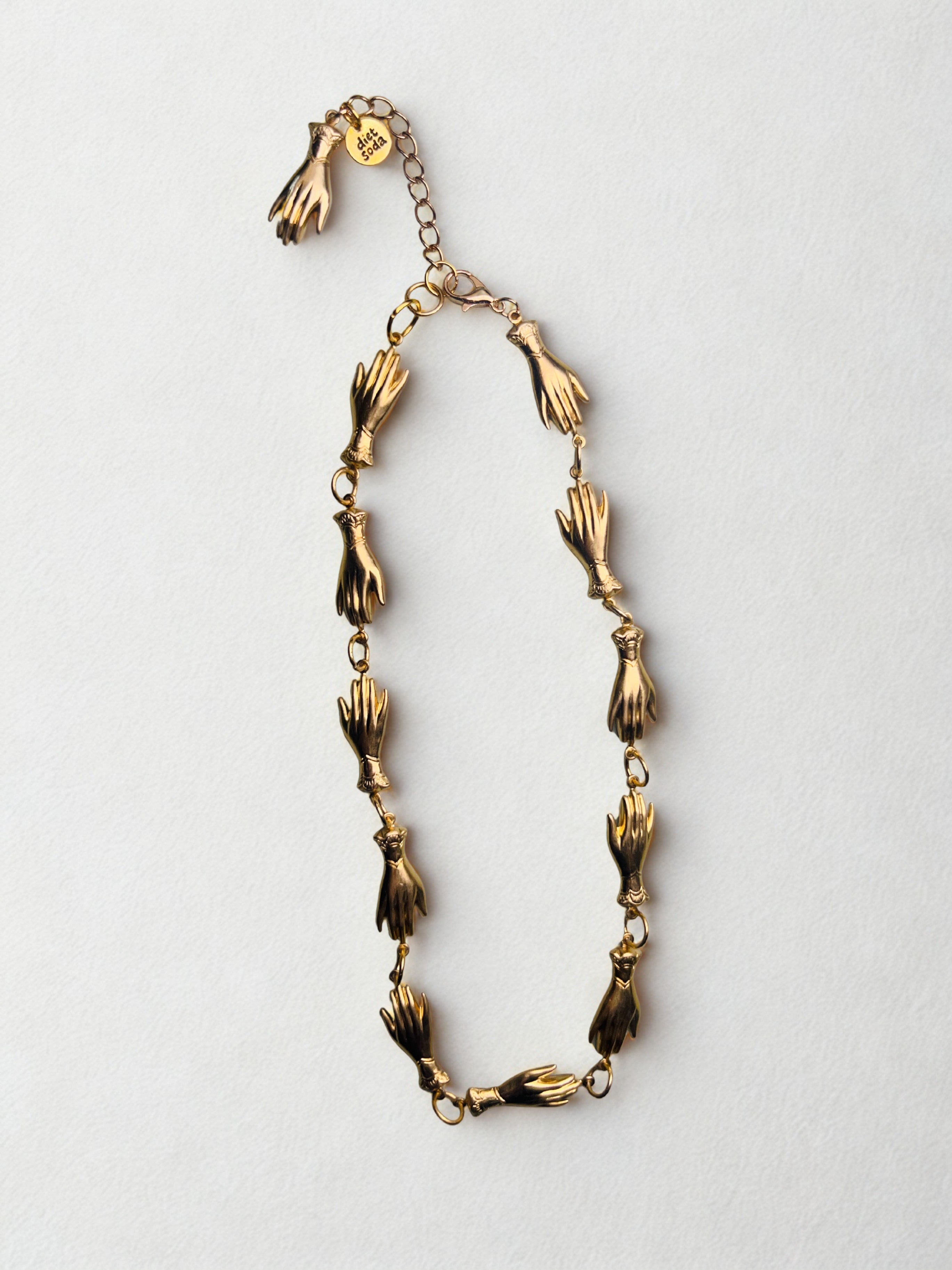 parlour trick necklace