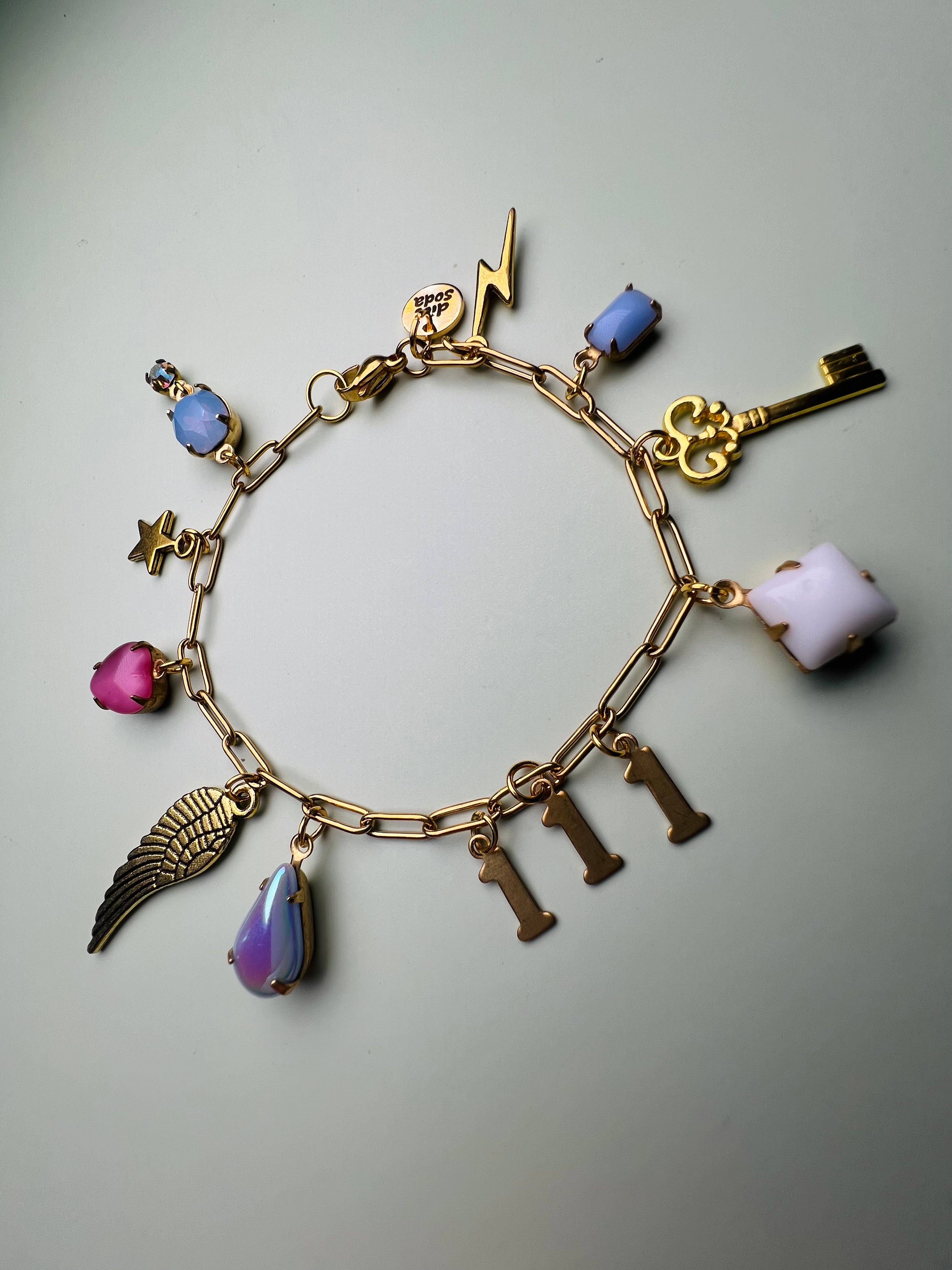 it's a sign⭐️ charm bracelet