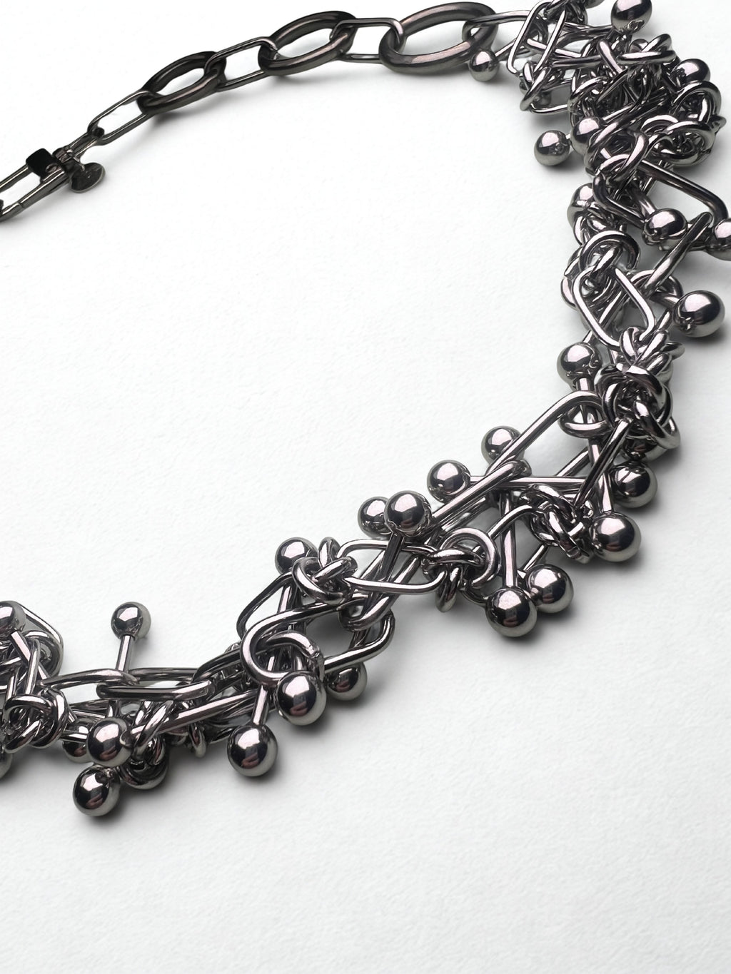 chain reaction necklace