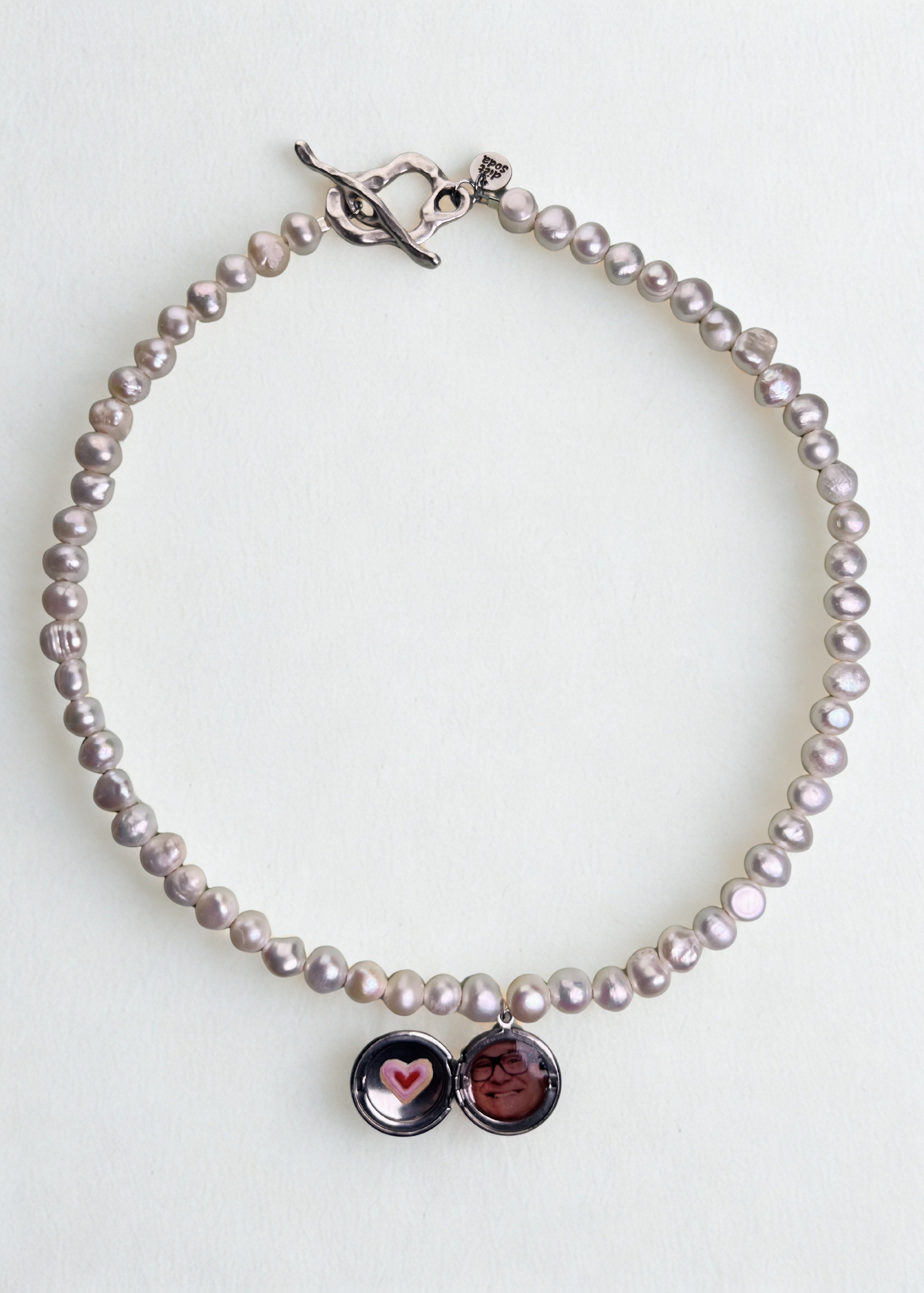 DeVoted necklace