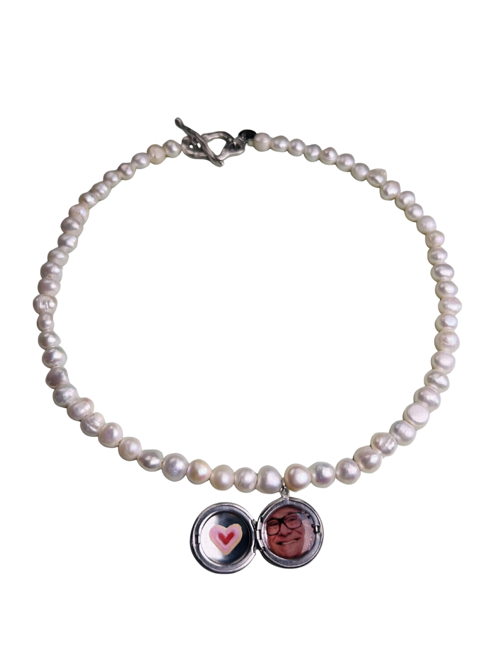 DeVoted necklace