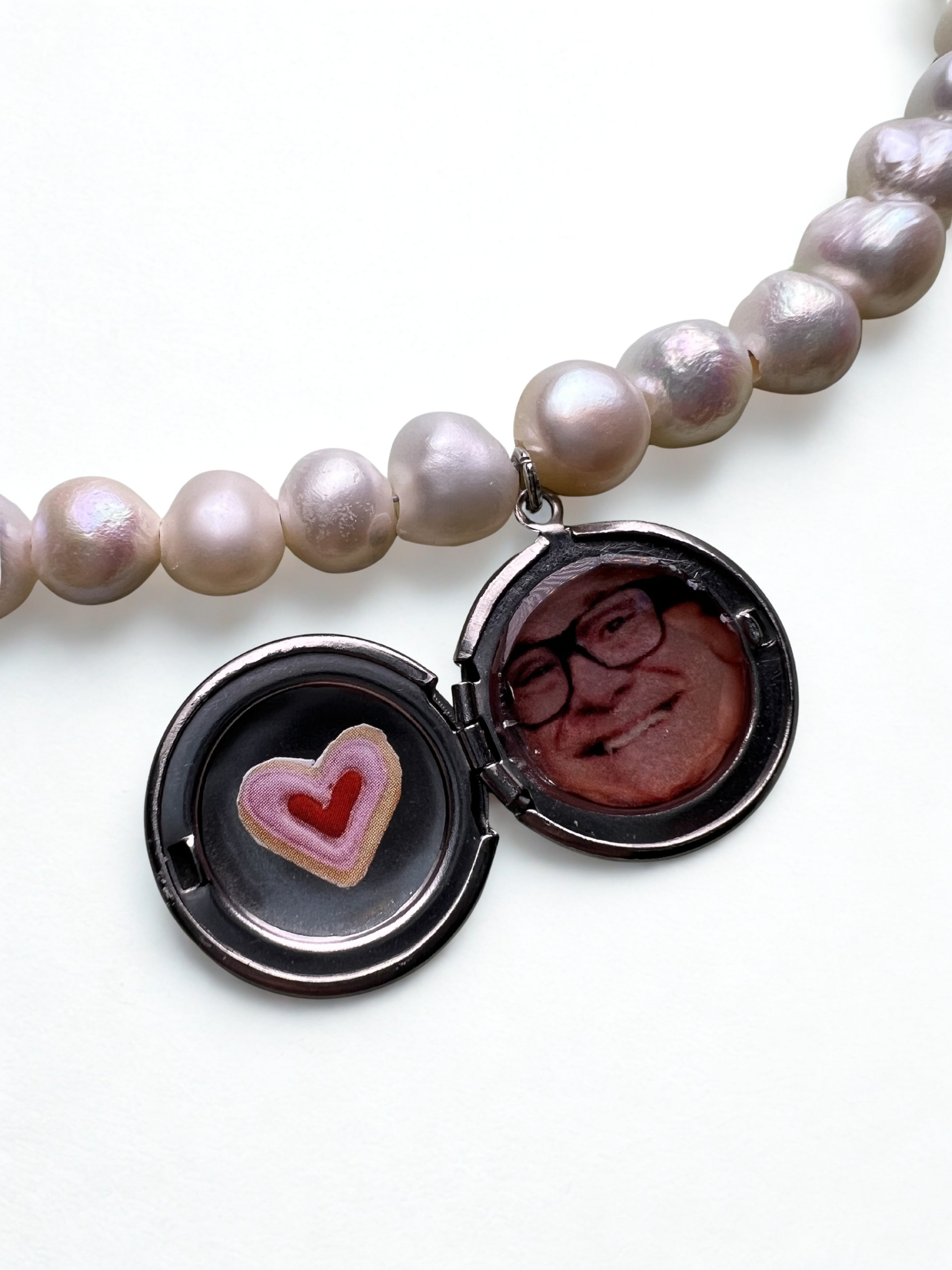DeVoted necklace