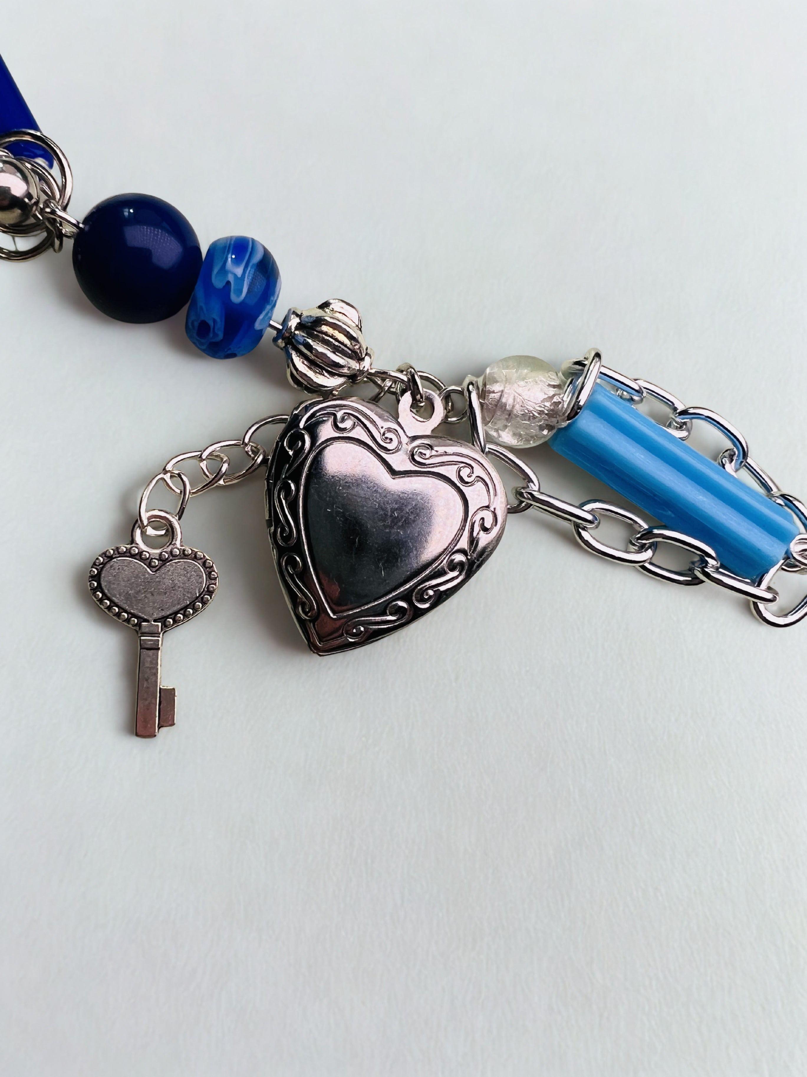 BLEU. necklace